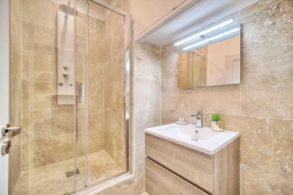 Croisette 8/10 Pers Apartment Cannes Exterior photo