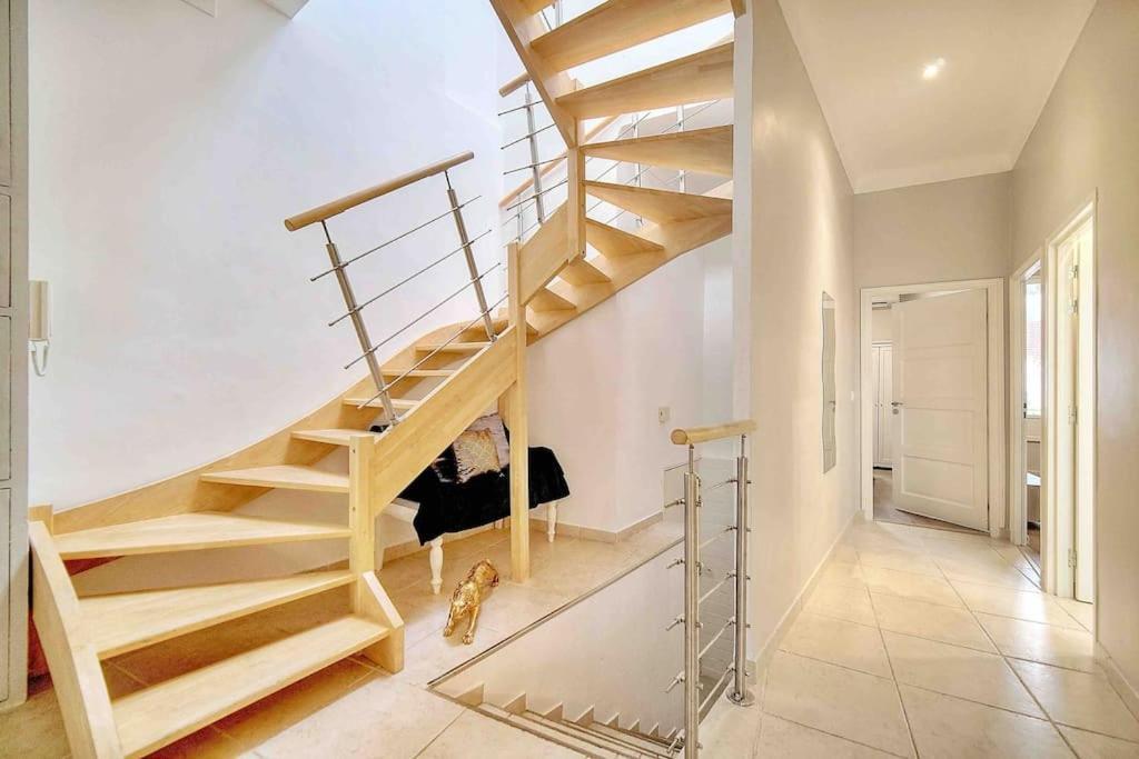 Croisette 8/10 Pers Apartment Cannes Exterior photo